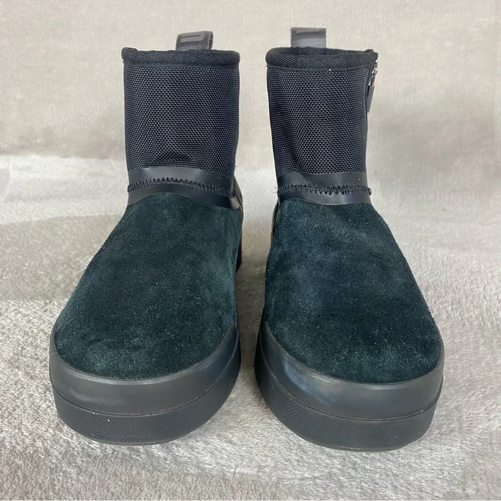 UGG Classic Tech Mini Women's Weather Boots‎ Size 8 Black Suede Waterproof